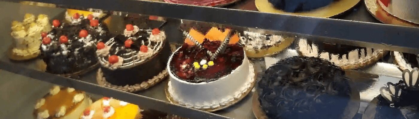 BUTTER HEARTS CAKES